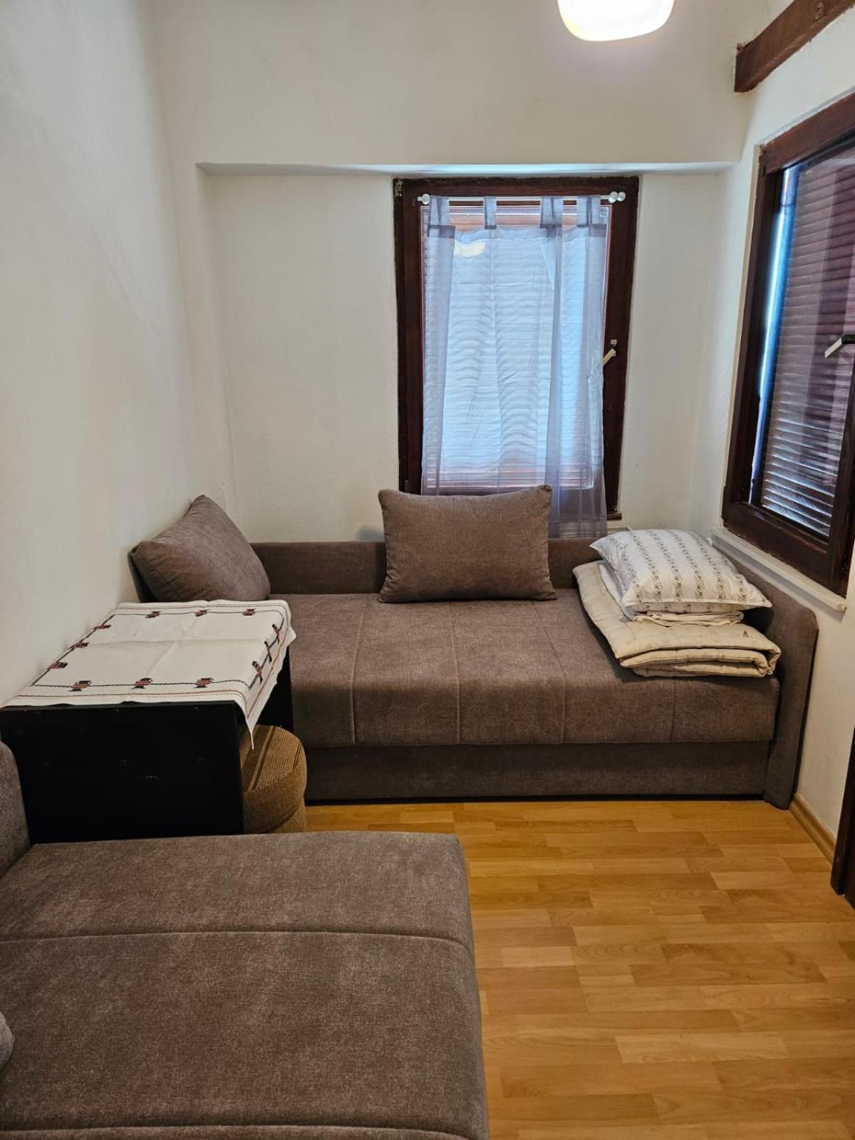 Apartments With Swimming Pool 9X4M Selce Exterior foto